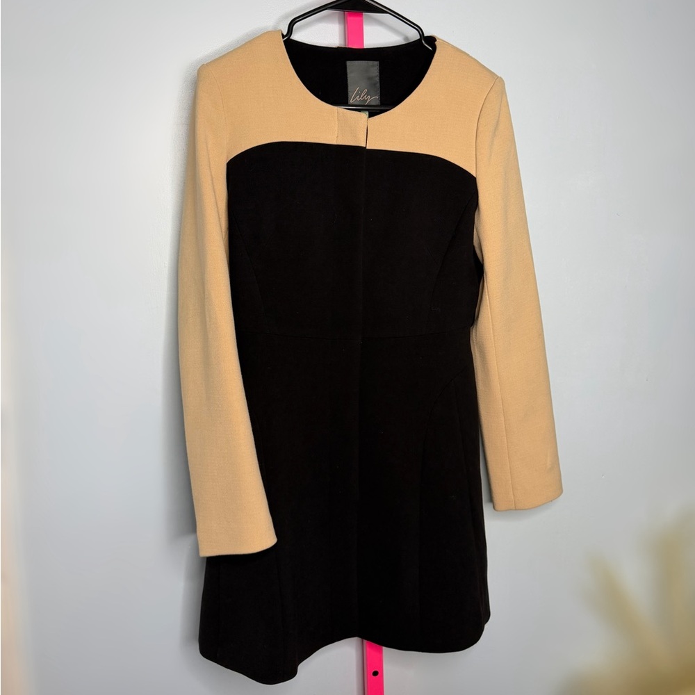 Lily Black Beige Colorblock Longline Button Front Jacket Fit & Flare size XS